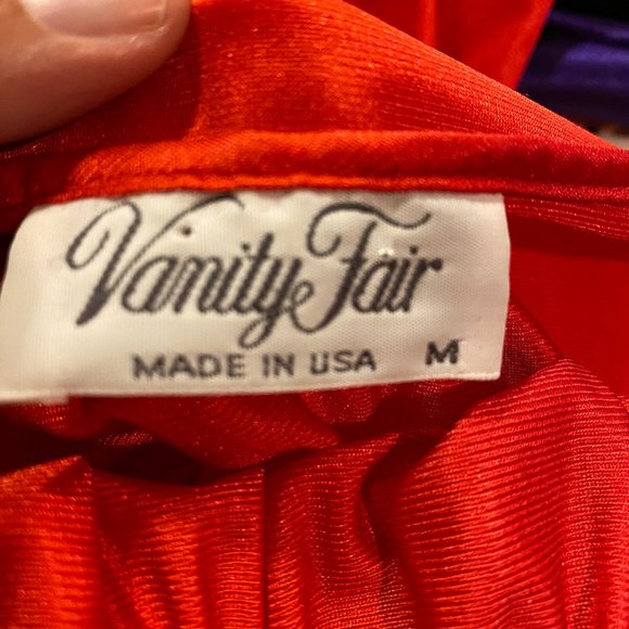 Radiant Red Vintage Vanity Fair size M gown - Picture 6 of 6